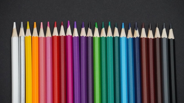 也让我们充 也让我们充